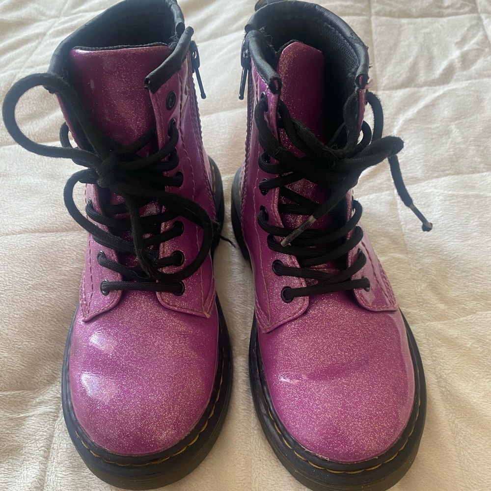 Girls used Dr. Martens 1460 8-Eye Glitter Boot